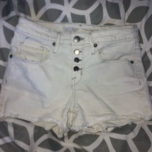 white jean shorts
